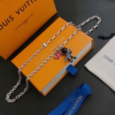 Louis Vuitton Necklaces